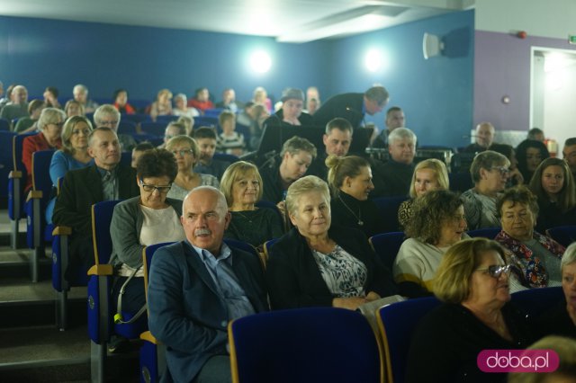 Koncert kolęd i utworów świątecznych z zespołem Universe