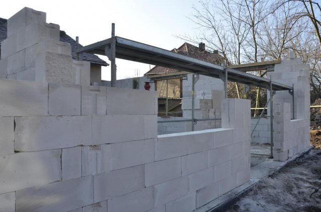Ruszyła rozbudowa świetlicy wiejskiej w Łażanach