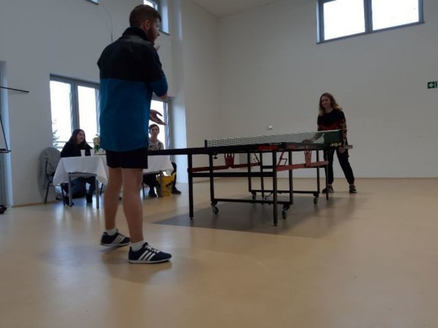 Rywalizowali w ping-ponga w Jaroszowie