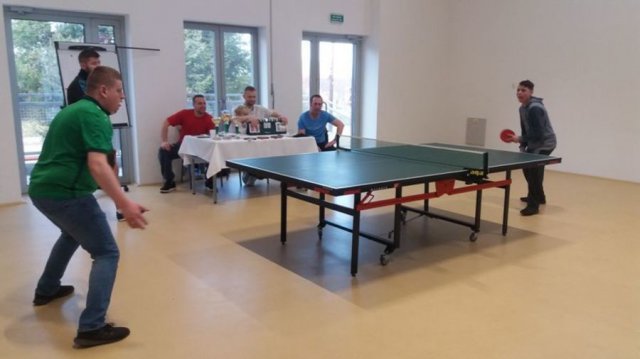 Rywalizowali w ping-ponga w Jaroszowie