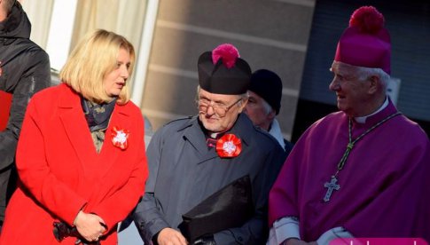 Prezydent Świdnicy apeluje do biskupa o ograniczenie mszy świętych