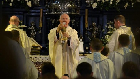 Biskup odwołuje pielgrzymkę maturzystów oraz mszę papieską