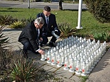 [FOTO] Władze Strzegomia pamiętały o katastrofie smoleńskiej