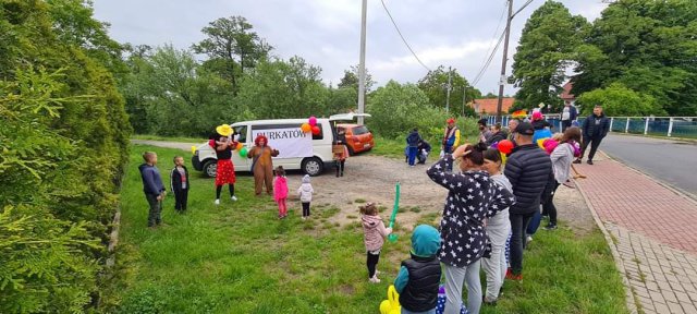 [FOTO, WIDEO] Dzień Dziecka w Burkatowie pełen radości