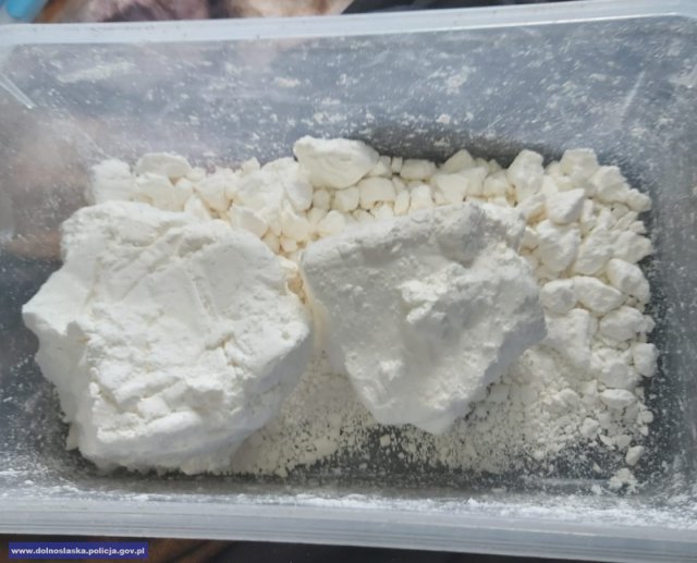 [FOTO] Zabezpieczyli ponad 20 kg narkotyków o wartości miliona złotych