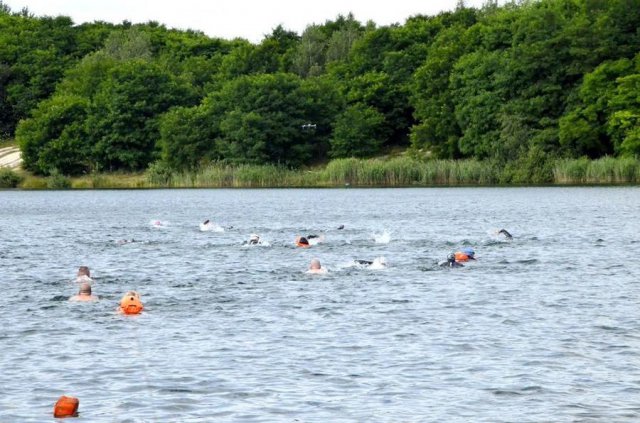 [FOTO] Pierwszy żarowski triathlon Iron.Man 70.3 za nami