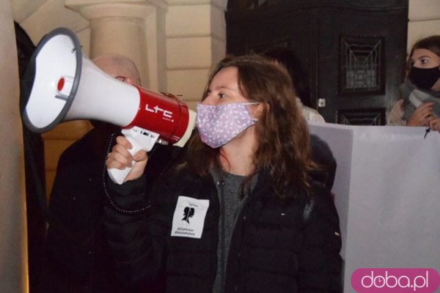 [FOTO] Rewolucja jest kobietą - protest w Świdnicy