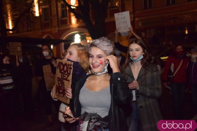 [FOTO] Rewolucja jest kobietą - protest w Świdnicy