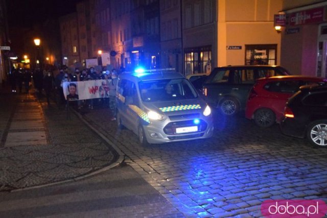 [FOTO] Rewolucja jest kobietą - protest w Świdnicy