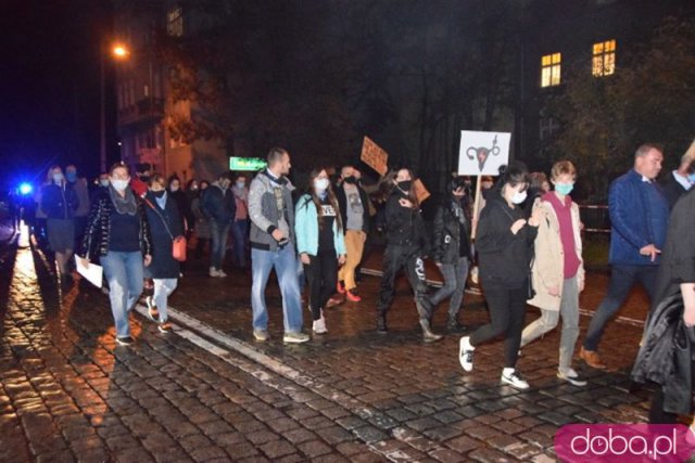 [FOTO] Rewolucja jest kobietą - protest w Świdnicy