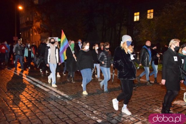 [FOTO] Rewolucja jest kobietą - protest w Świdnicy