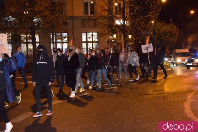 [FOTO] Rewolucja jest kobietą - protest w Świdnicy