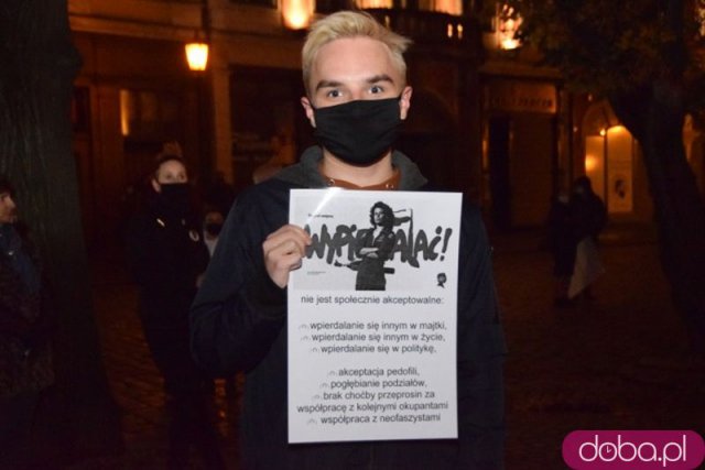 [FOTO] Rewolucja jest kobietą - protest w Świdnicy