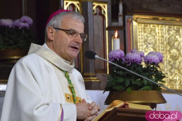 [FOTO] Skromne obchody Święta Niepodległości