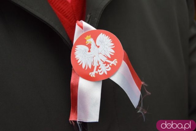 [FOTO] Skromne obchody Święta Niepodległości