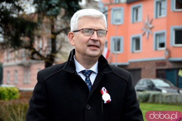 [FOTO] Skromne obchody Święta Niepodległości