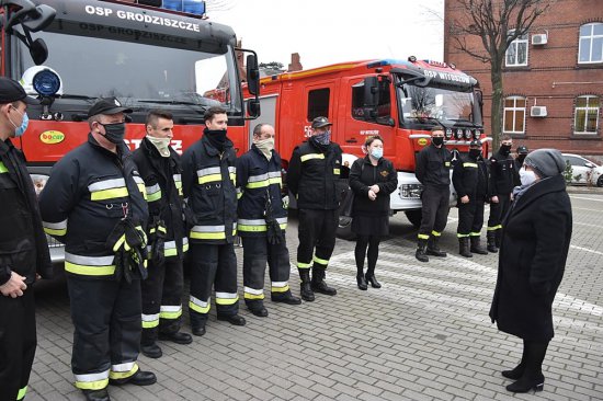 Dwie jednostki gminne OSP zmieniły wozy