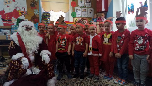 Święty Mikołaj odwiedził przedszkolaki z Pszenna