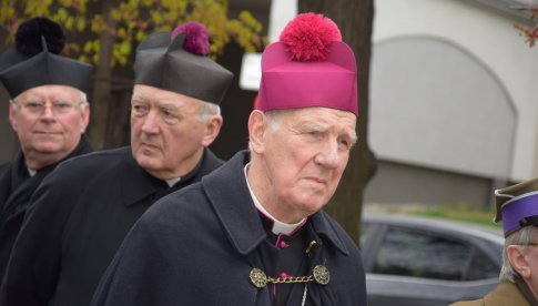 Biskup Dec w bożonarodzeniowej homilii mówił o wyolbrzymianych statystyk dotyczących pedofilii i innych nadużyć
