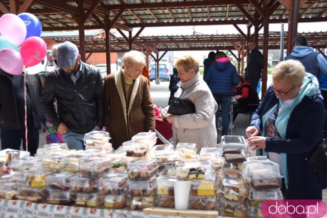[FOTO]] Żarów razem dla Amelki