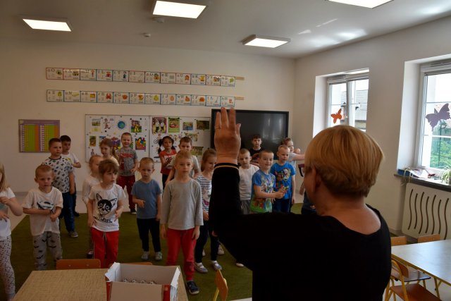 Wójt gminy Świdnica z wizytą u przedszkolaków