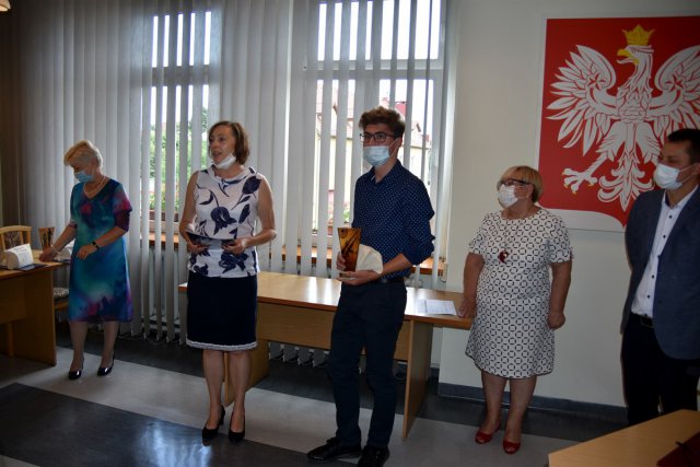 Kwiat gminnej oświaty nagrodzony przez Wójt Gminy Świdnica