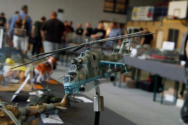 Międzynarodowy konkurs modeli plastikowych i kartonowych
