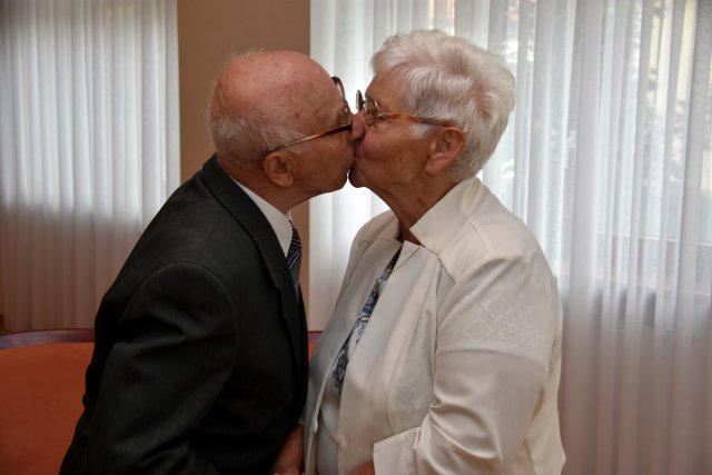 [FOTO] Poznali się, pokochali i przeżyli razem 50 lat
