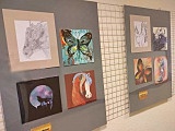 Prace młodych artystów na wystawie w GCKiS