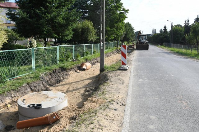Trwają prace przy budowie dróg w Goli, Wirkach, Marcinowicach i Mysłakowie