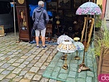 [FOTO] Giełda staroci w strugach deszczu