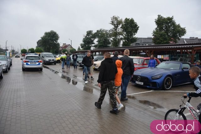[FOTO] Motoryzacyjne perełki zjechały do Żarowa