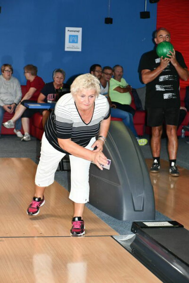 [FOTO] I Turniej o Tytuł Mistrza Klubu Senior+ w Bowlingu w Świebodzicach