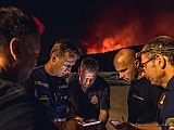 [FOTO] Świdniccy strażacy walczą z ogniem w okolicach Aten