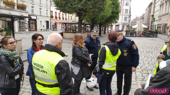 [WIDEO, FOTO] Pożar kamienicy na świdnickim rynku!