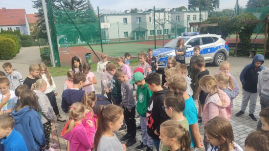 Bezpieczna droga do szkoły z dzielnicowymi gminy Świdnica