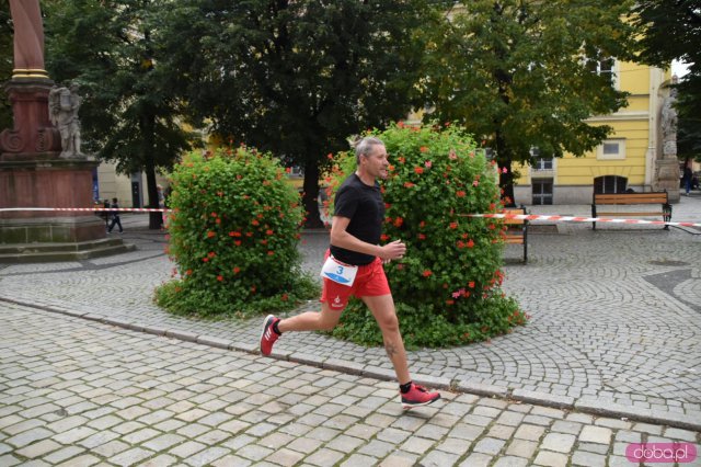 [FOTO] Wbiegli na świdnicką wieżę po raz ósmy