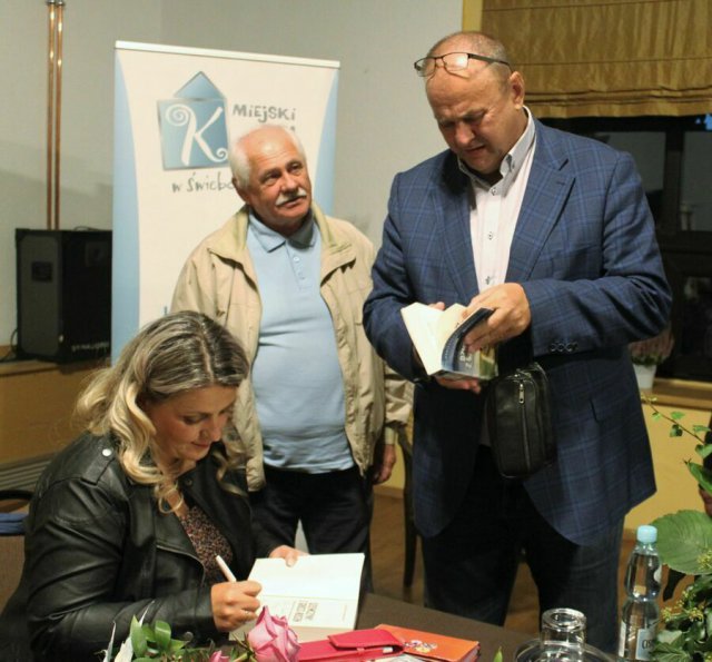 [FOTO] Spotkanie z Agnieszką Dobkiewicz w Świebodzicach