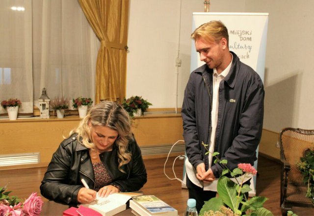 [FOTO] Spotkanie z Agnieszką Dobkiewicz w Świebodzicach