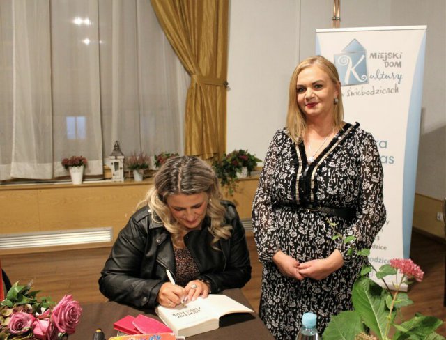 [FOTO] Spotkanie z Agnieszką Dobkiewicz w Świebodzicach