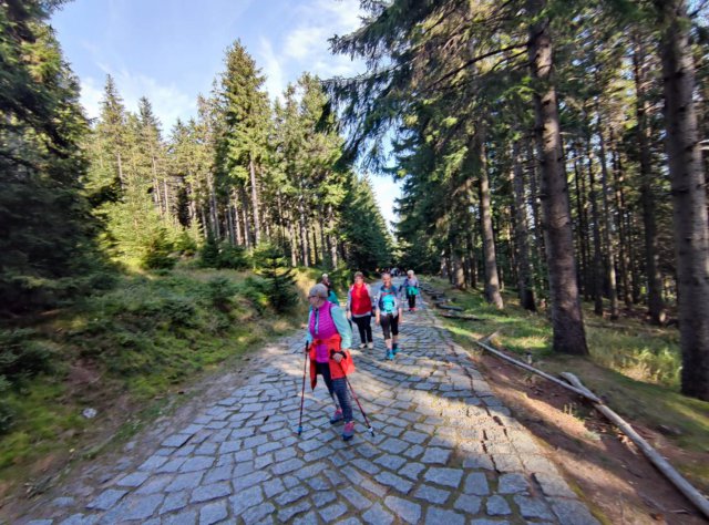 [FOTO] Wyprawa na Śnieżkę na Finał II Gminnej Senioriady