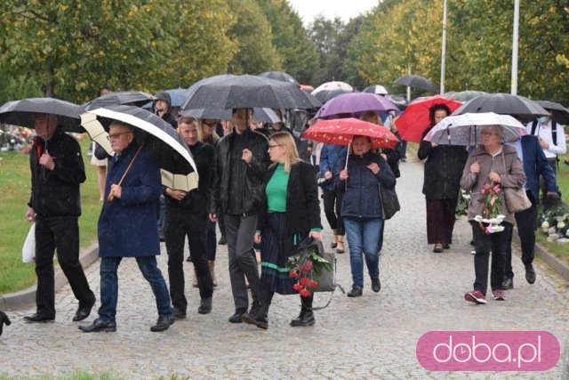 [FOTO] Tłumy na pogrzebie Zdzisława Grześkowiaka
