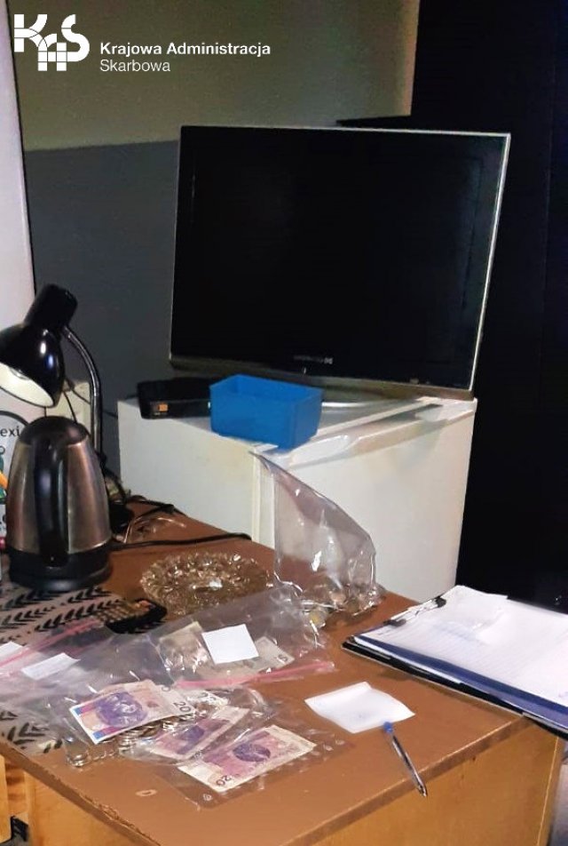 We wrześniu dolnośląska KAS zlikwidowała 25 nielegalnych automatów do gier hazardowych