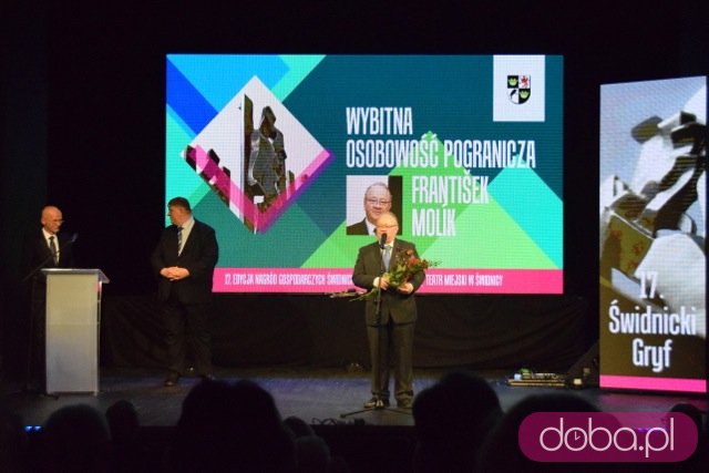 Wręczono Świdnickie Gryfy
