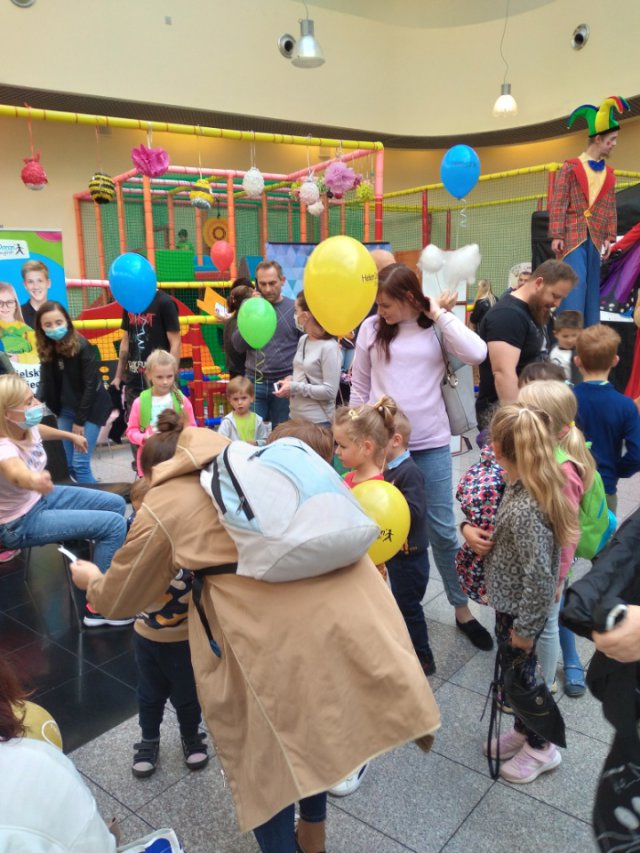 [[FOTO] Świętowali 15. urodziny w Galerii Świdnickiej