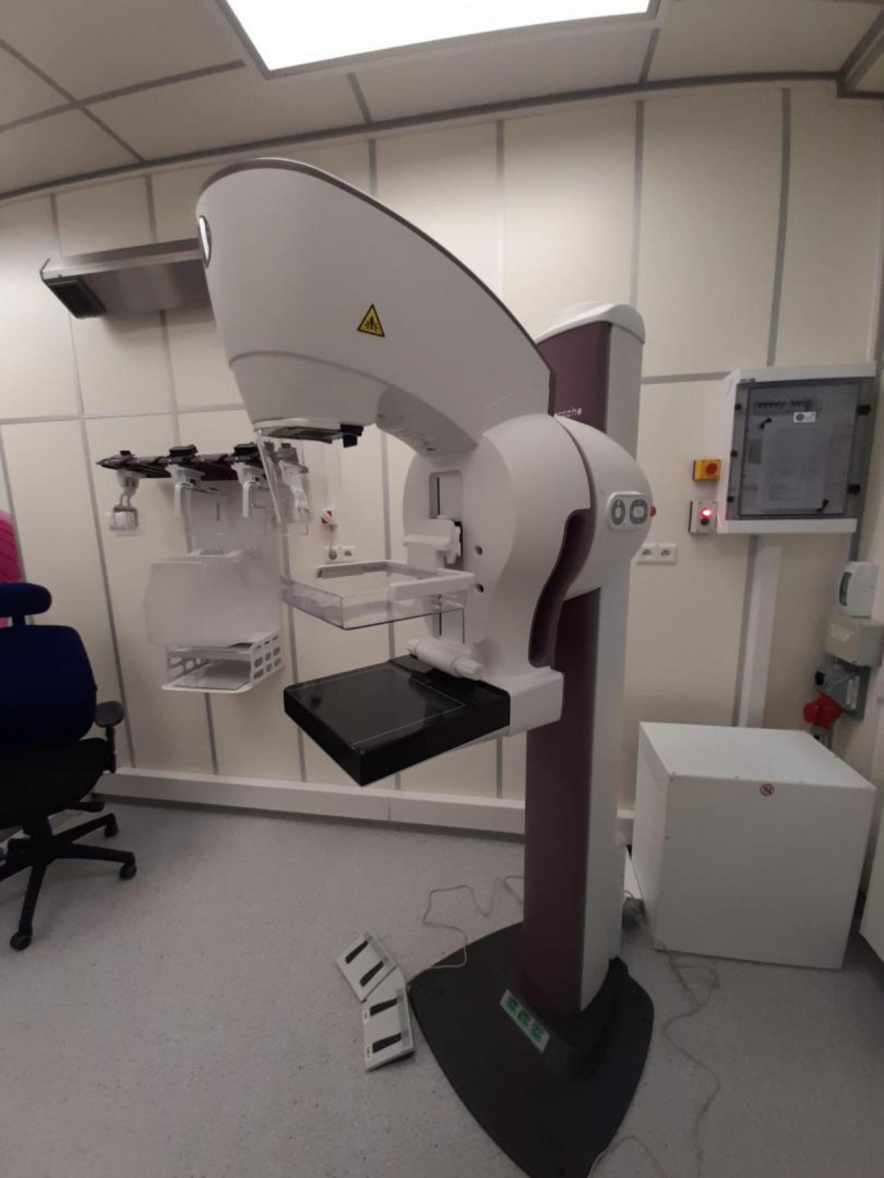 Wysokiej klasy mammograf cyfrowy jest już dostępny dla Pacjentek świdnickiego szpitala