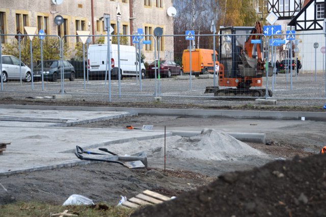 Nowy parking na Paderewskiego
