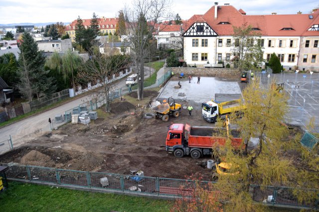 Nowy parking na Paderewskiego
