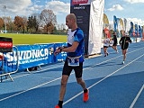 [FOTO, WIDEO] Po raz szósty pobiegli w RST Półmaratonie Świdnickim