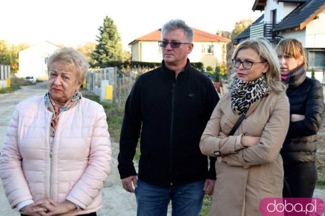 [FOTO,WIDEO] Kolej powinna łączyć, a nie dzielić.